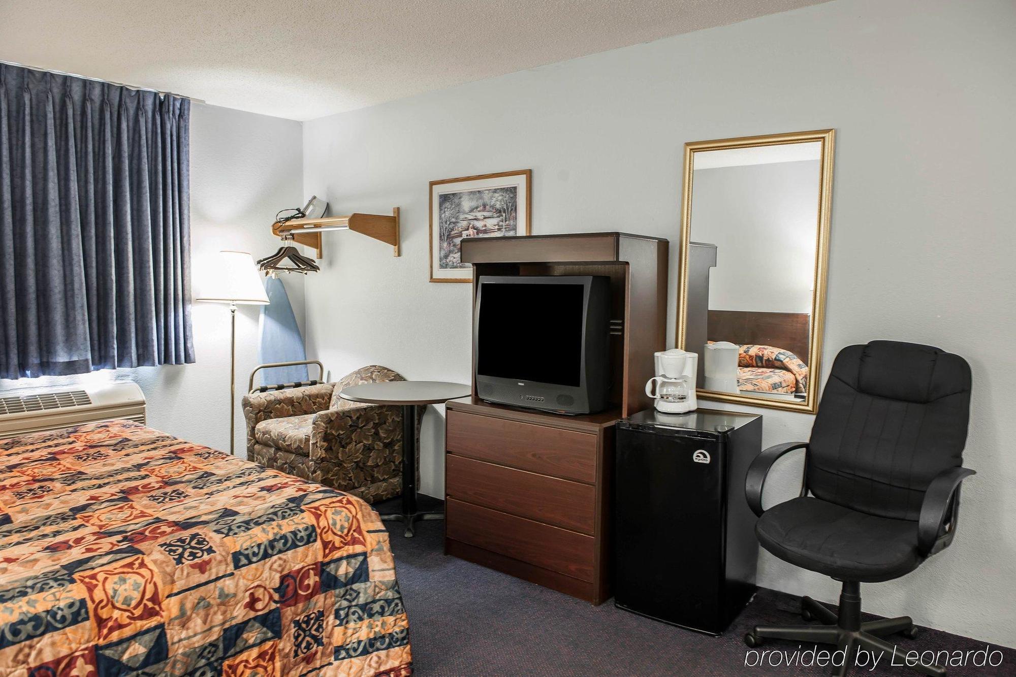 Econo Lodge West Lafayette Exteriér fotografie