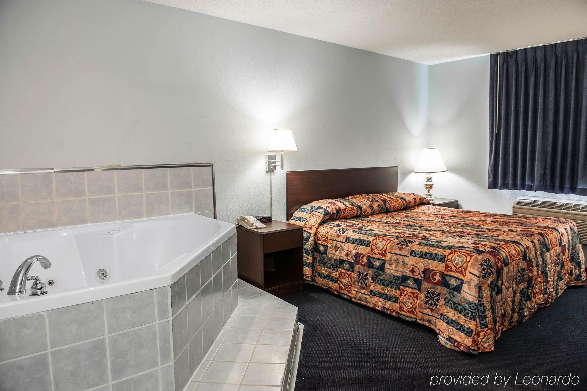 Econo Lodge West Lafayette Exteriér fotografie